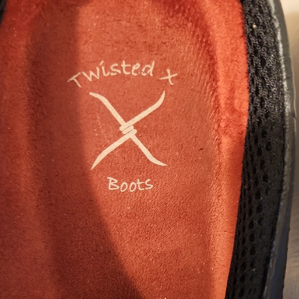 Twisted X Black CROC Embossed Mules - Picture 2 of 8